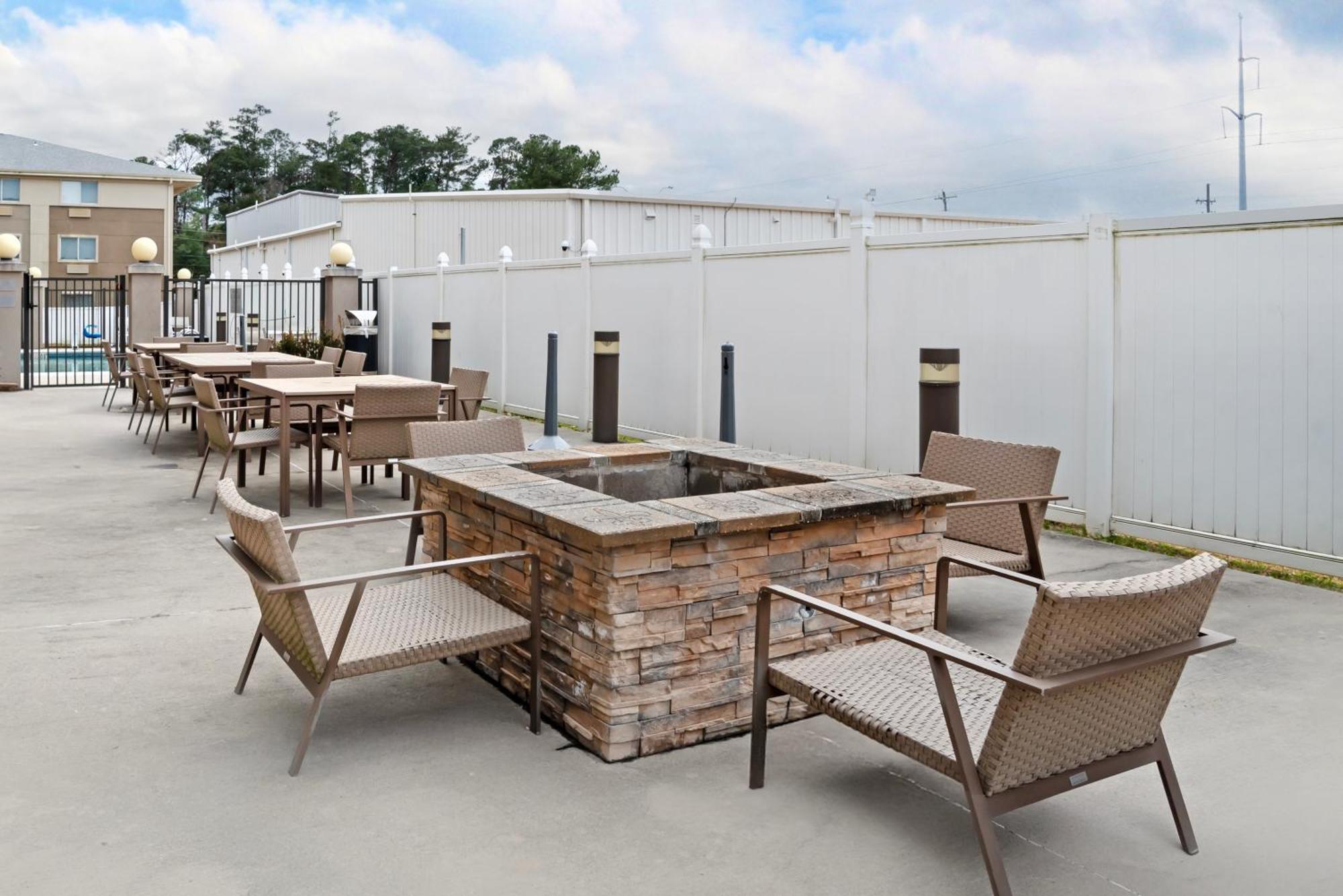 Comfort Inn & Suites Slidell Buitenkant foto